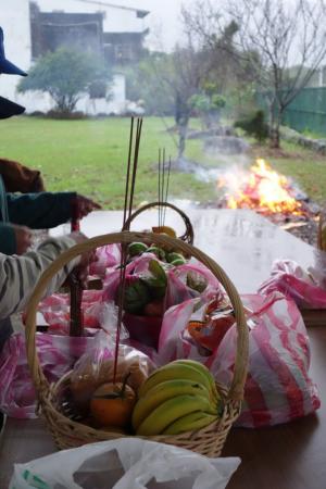 祭品-叩軍時三牲撤下 香方向朝廟外6