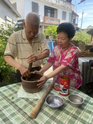 韓氏夫妻製作擂茶1