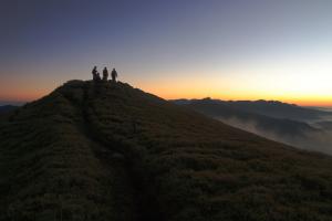 同在山頂看夕陽（南華山）