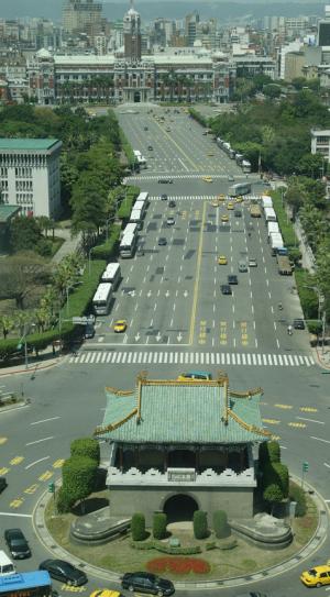 總統府與景福門