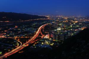 這十年中的攝影旅遊鏡頭—鳶山夜景