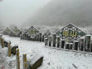 梨山雪景